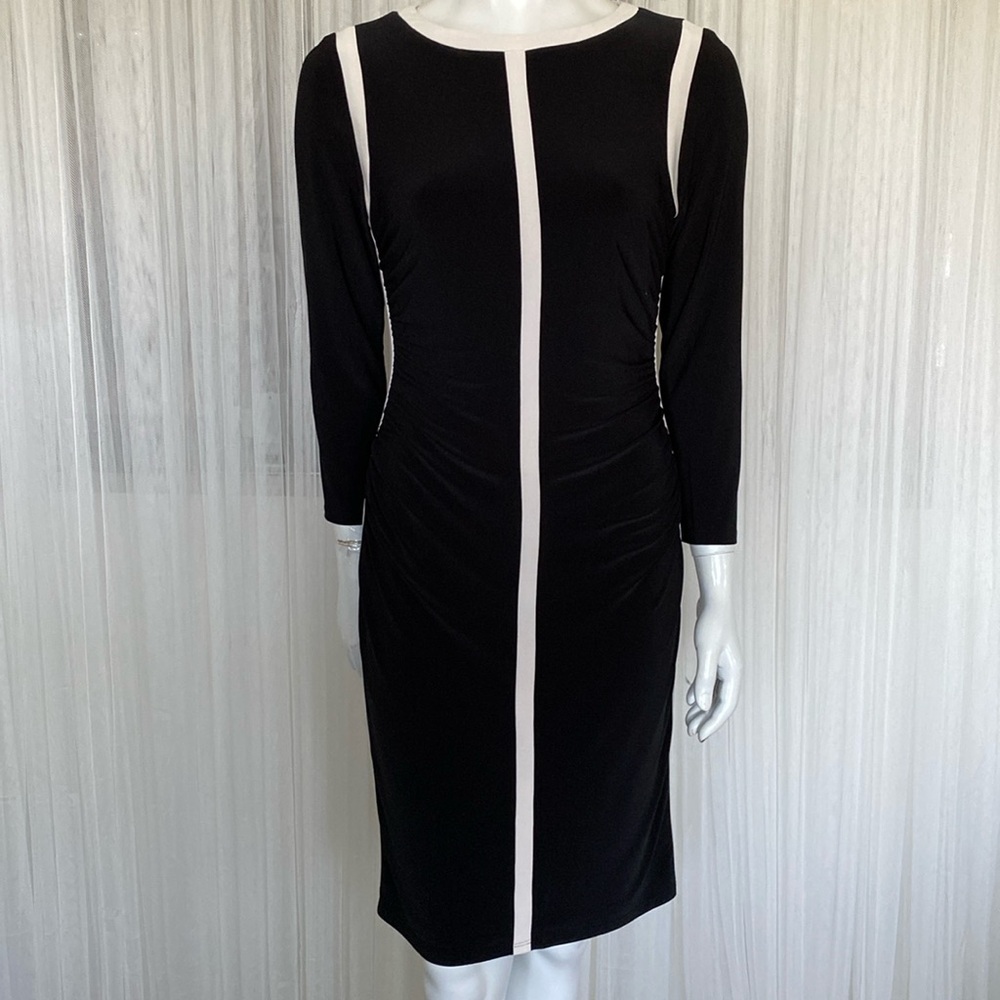 Lauren Ralph Lauren  classic, knee length, stretchy black/cream office! Size 6